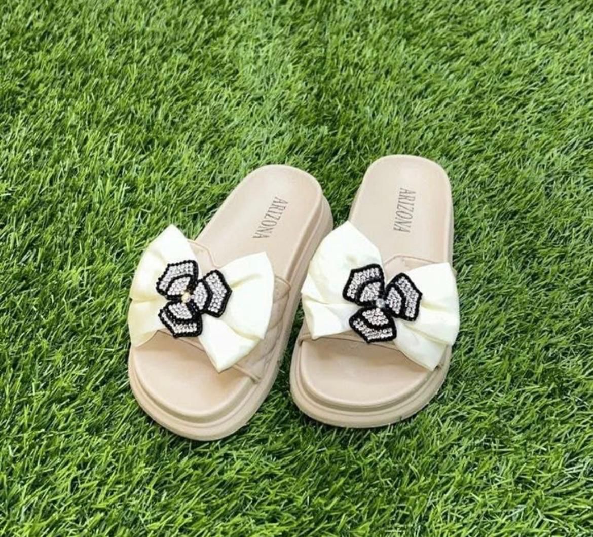 GIRLS FLIP FLOP SLIPPERS BEIGE (STYLE 2)